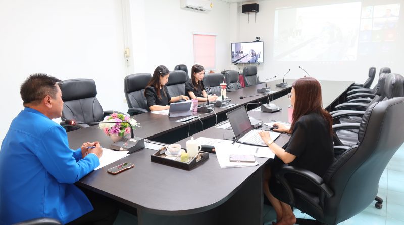 ประชุมติดตามการดำเนินงานกองทุนเพื่อโครงการอาหารกลางวัน